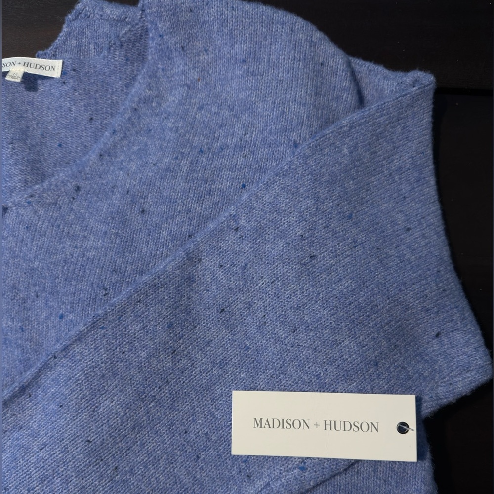 Madison + Hudson Cozy Sweater (Size M)